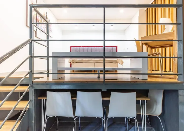 In Marais Elegant Flat In Old Couette-café Paris