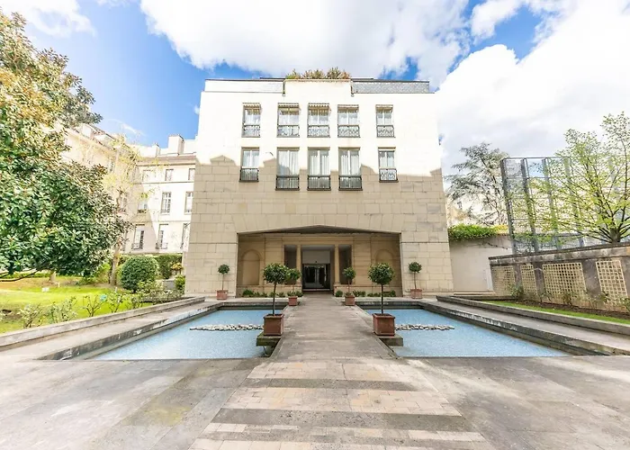 In Marais Elegant Flat In Old 3*