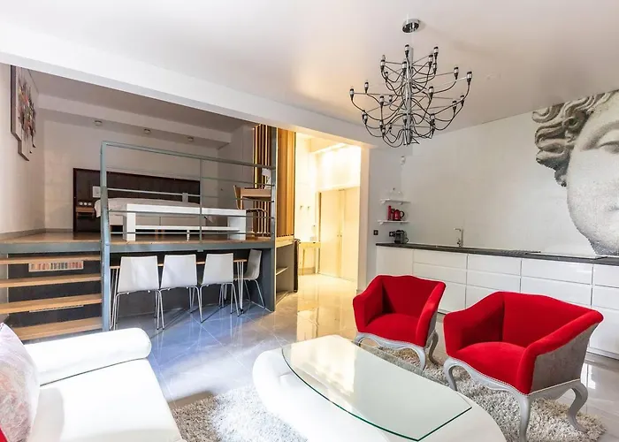 In Marais Elegant Flat In Old