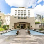 In Marais Elegant Flat In Old 4*
